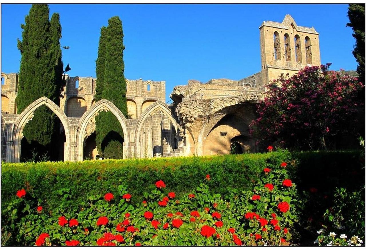Bellapais Abbey Boutique Hotel Kyrenia (Northern Cyprus) Exterior foto